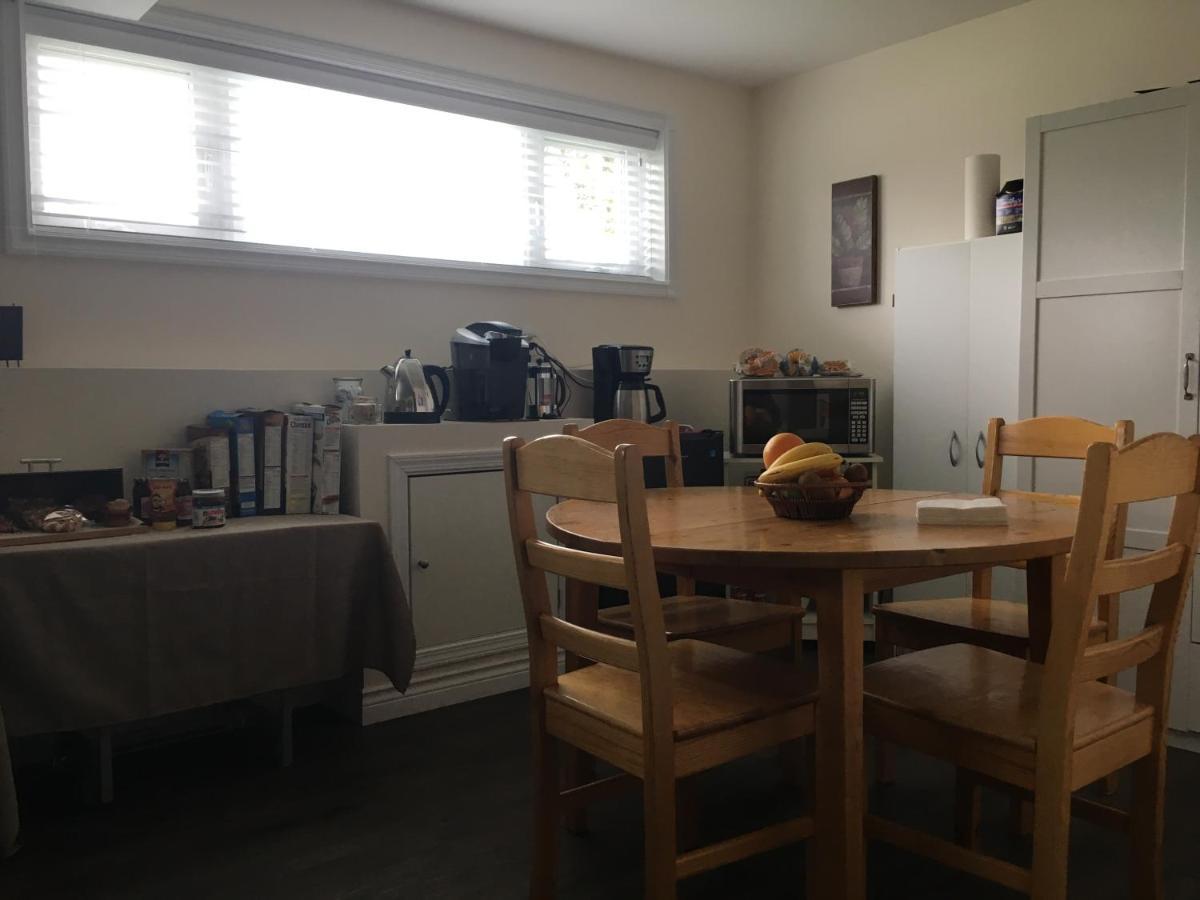 Polar Nights Bed & Breakfast Yellowknife Dış mekan fotoğraf